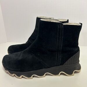Sorel Boots Womens 9 Kinetic Short Ankle Sneaker Waterproof Shearling Black